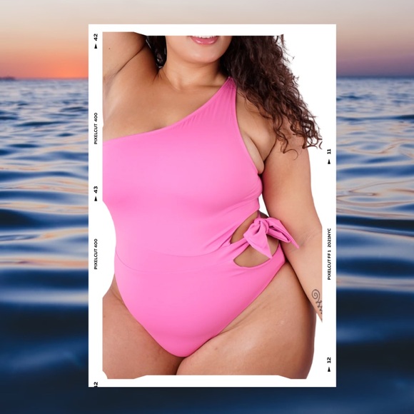 LIBERTY JUSTICE SWIMSUIT SIZE XL - Picture 3 of 7